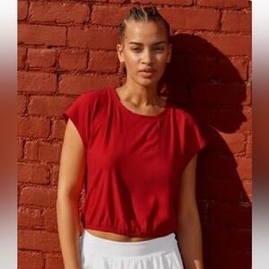 BEYOND YOGA | Featherweight Top Priority Cropped Tee